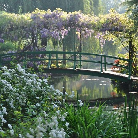 Maison Climatisee Avec Jardin Vernon  Luaran gambar